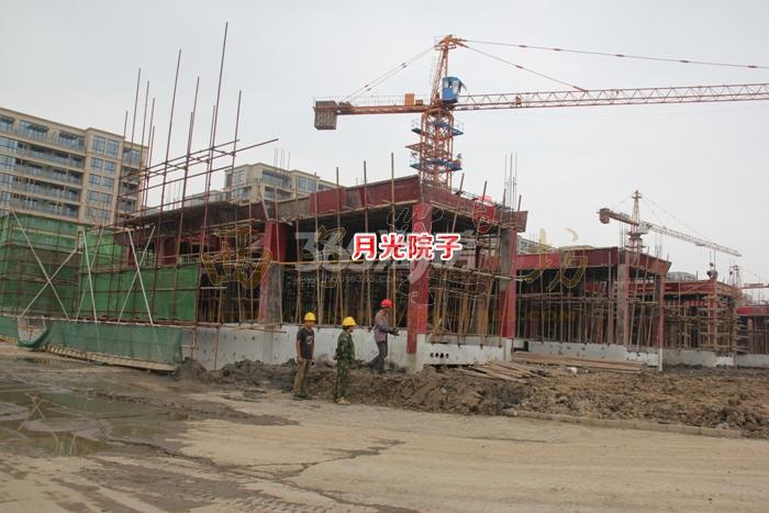 翡翠城项目月光院子施工进程图（2015.10)
