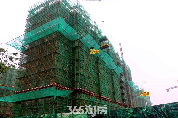 新华联梦想城工程进度（2016年10月摄）